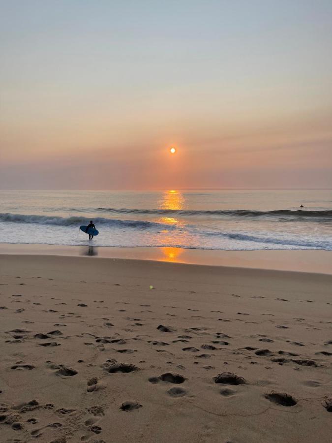 We Surf House Panzió Figueira da Foz Kültér fotó