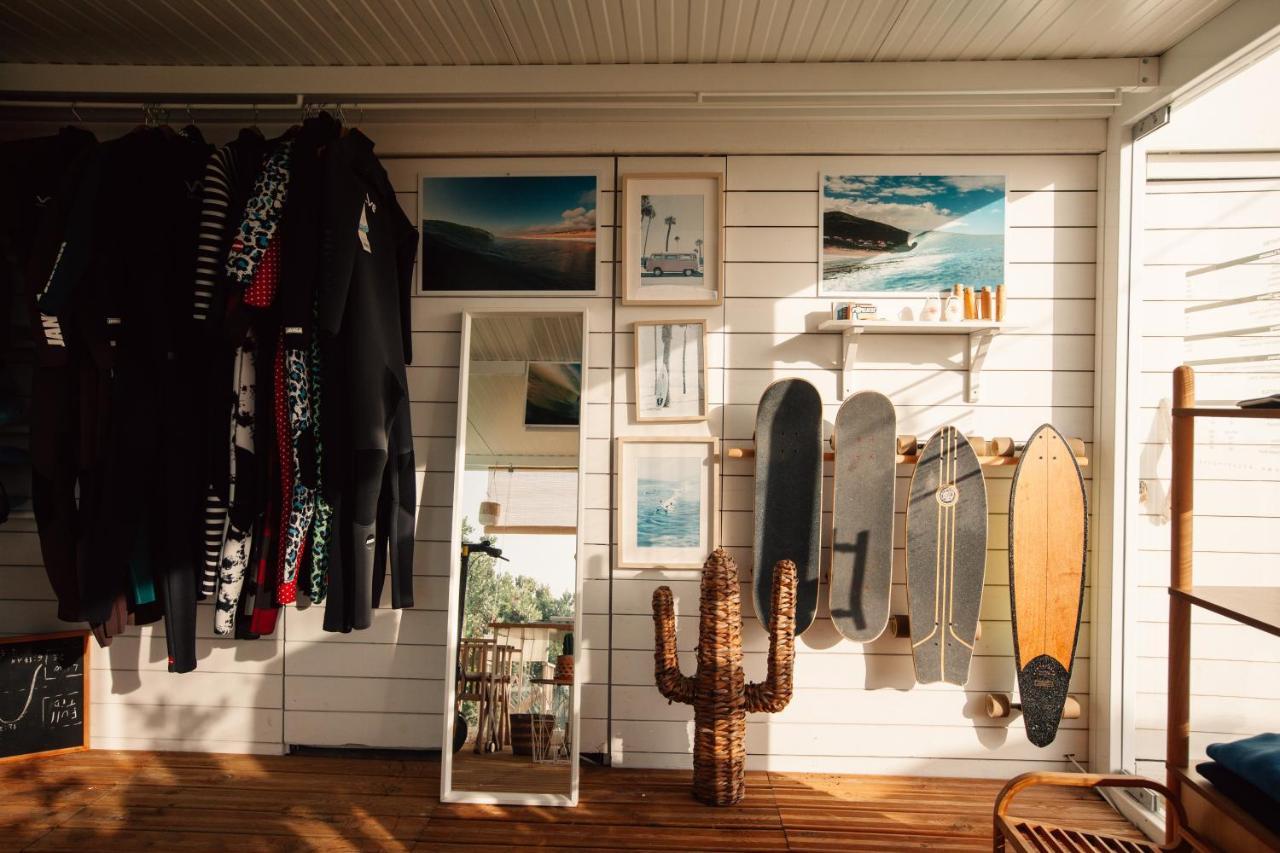 We Surf House Panzió Figueira da Foz Kültér fotó